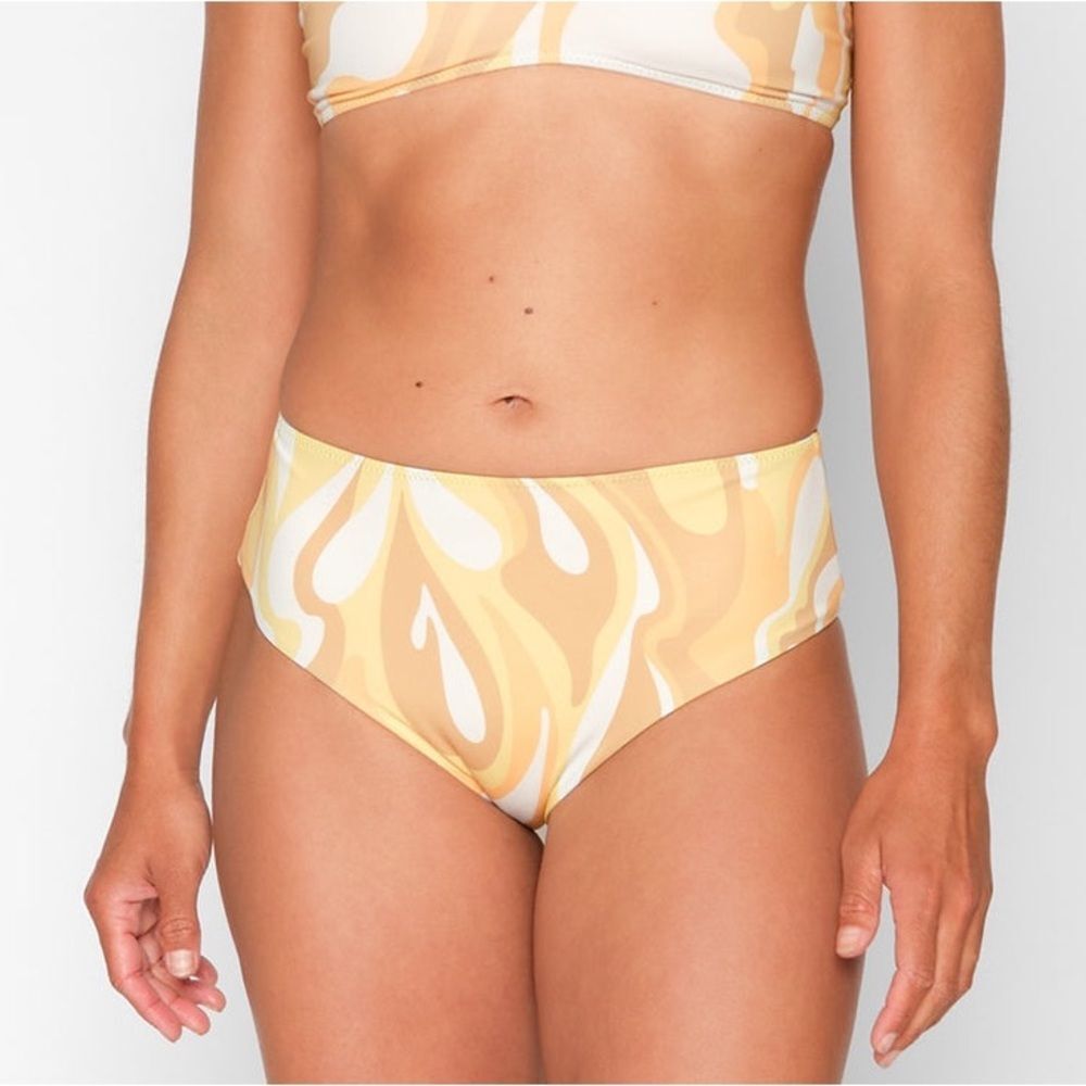 Sees Solaris Yellow Brasilia Reversible Bikini Bottom Size Small